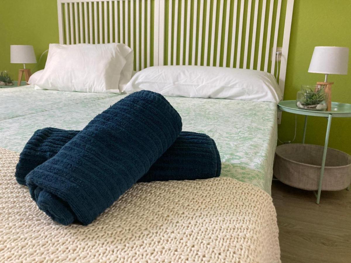 Apartamento Alba Хака Екстериор снимка