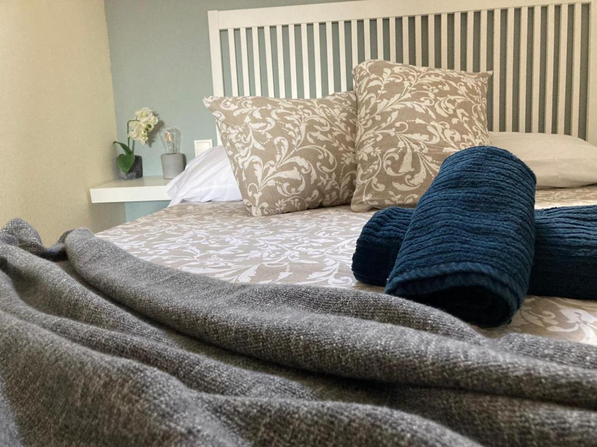 Apartamento Alba Хака Екстериор снимка
